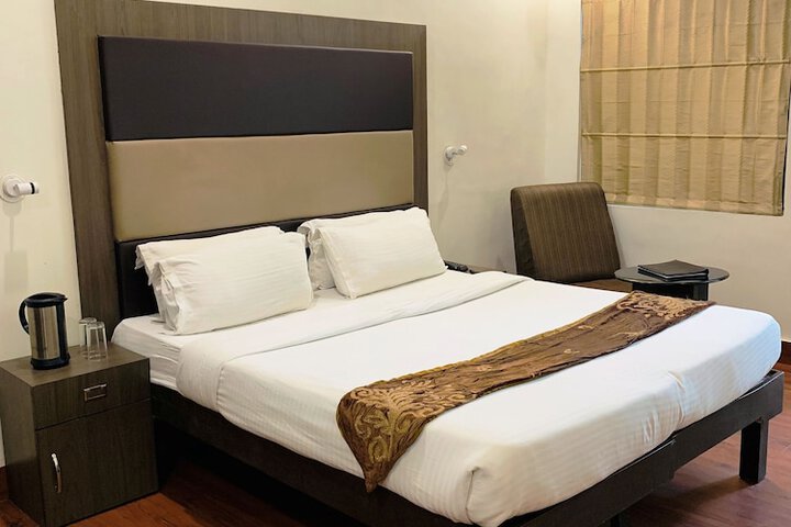 Room 17 of 56