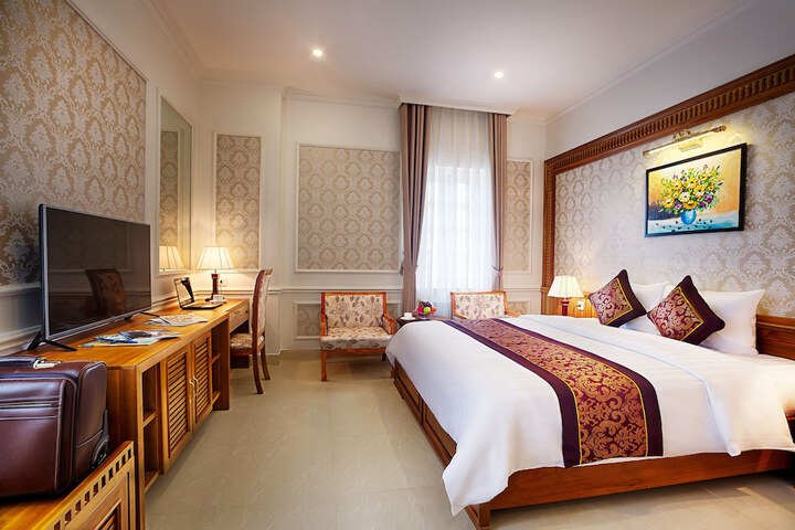 Room 10 of 58