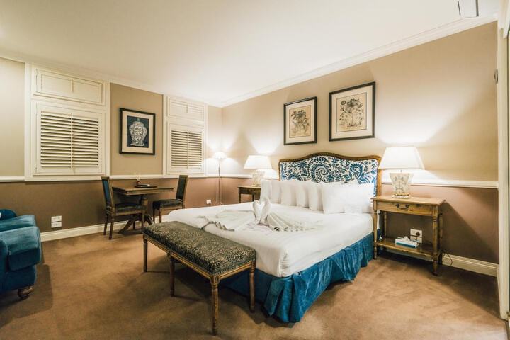 Room 5 of 29