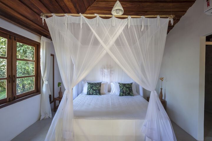 Room 4 of 96