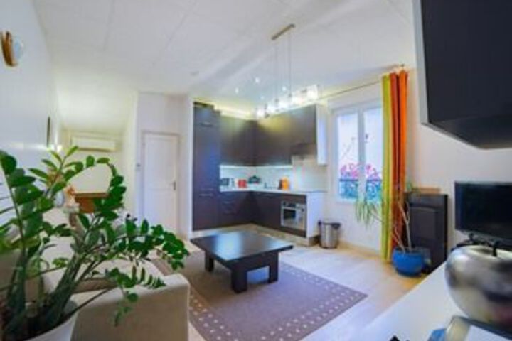 Room 10 of 10