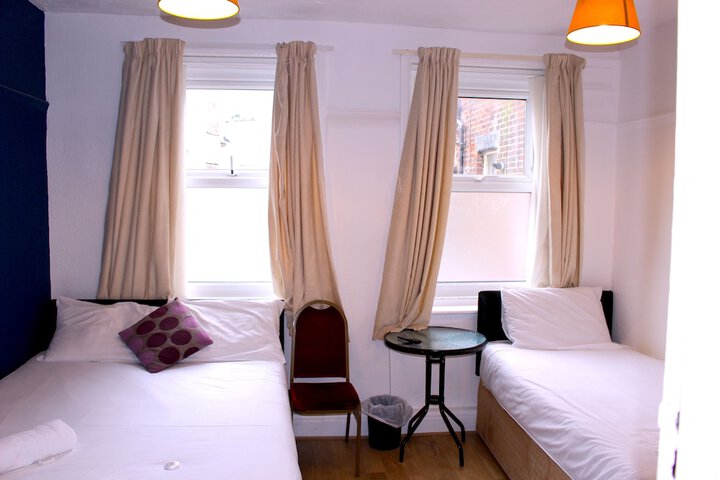 Room 68 of 106