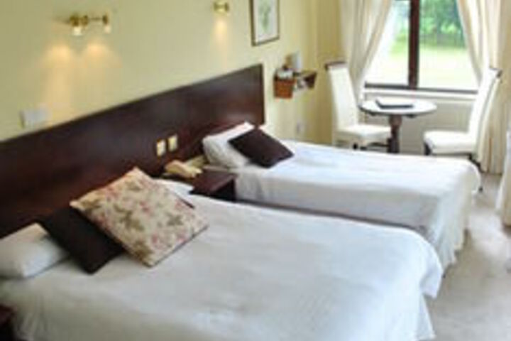 Room 15 of 27