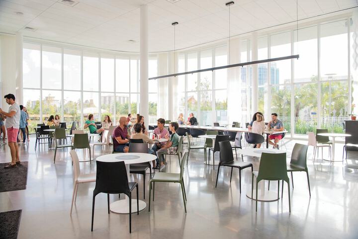 Breakfast area