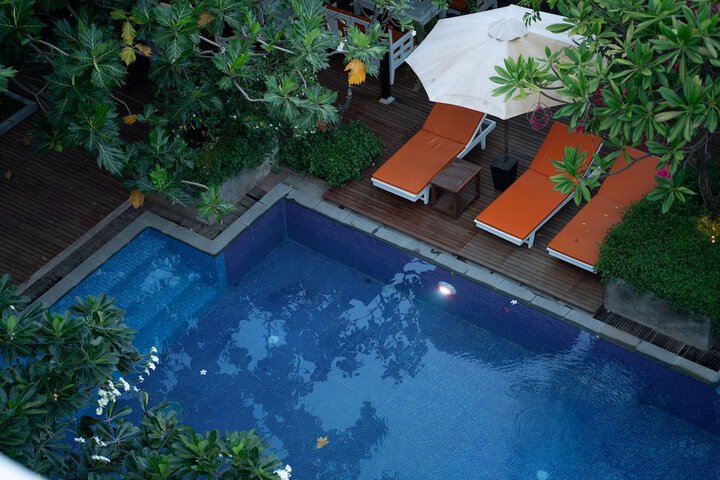 Hotel Exterior 46 of 49