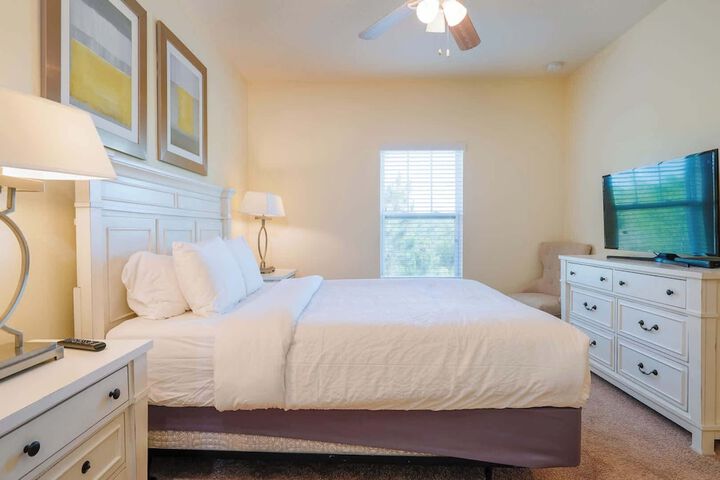 Room 5 of 40