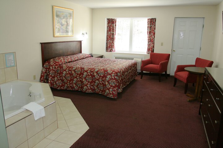 Room 21 of 106