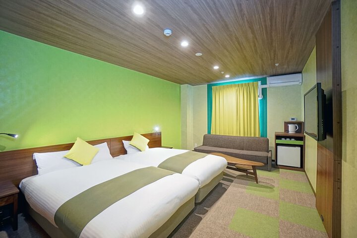 Room 19 of 58