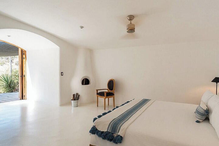 Room 21 of 82