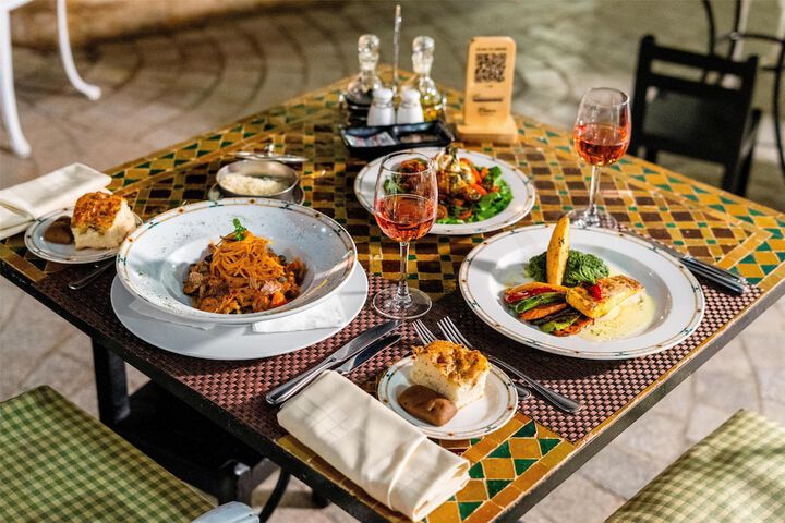 Dining 131 of 176