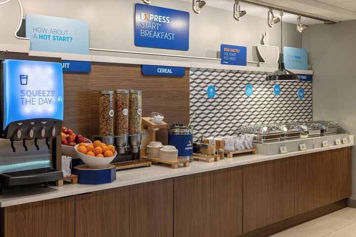 Breakfast/Coffee Service 35 of 42