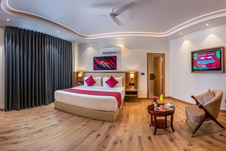Room 14 of 56