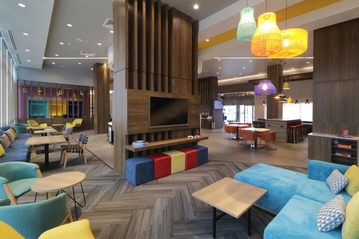 Hotel Interior 10 of 58