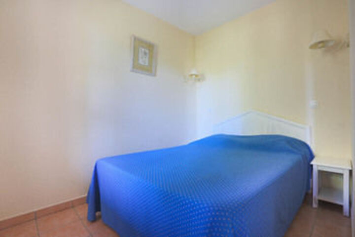 Room 26 of 65