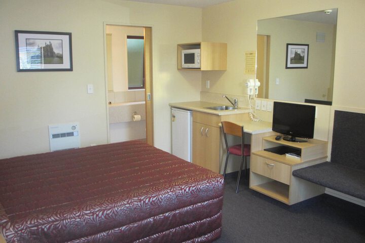 Room 3 of 51