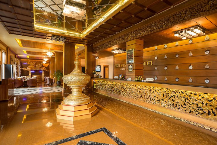 Hotel Interior 5 of 181