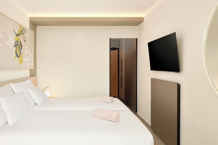 Room 16 of 78