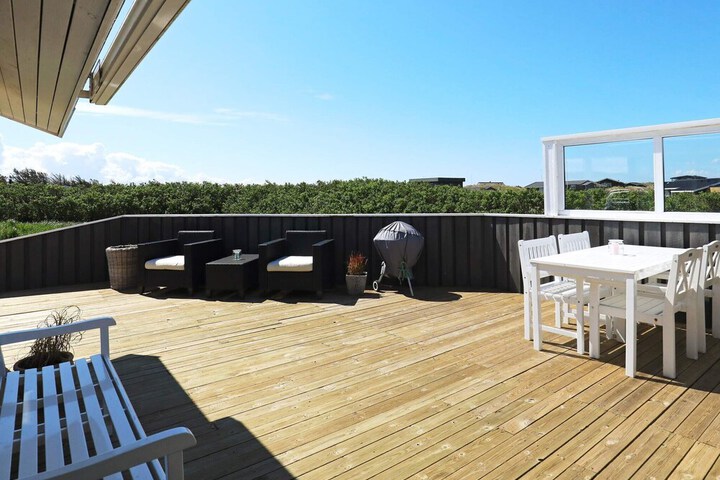 Terrace/Patio 16 of 30