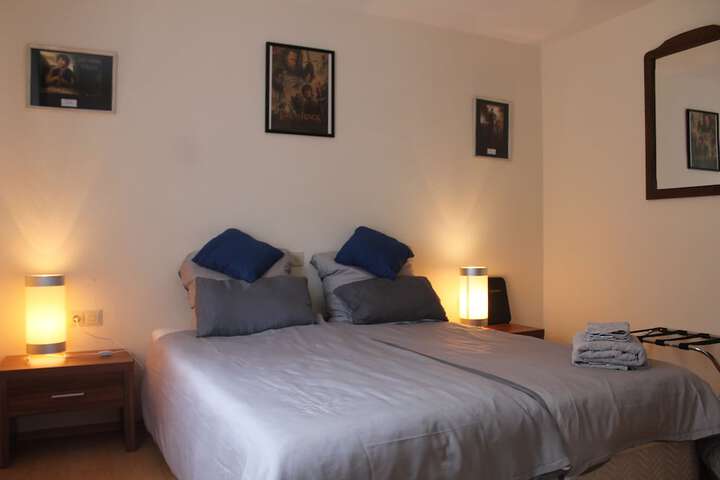 Room 16 of 27
