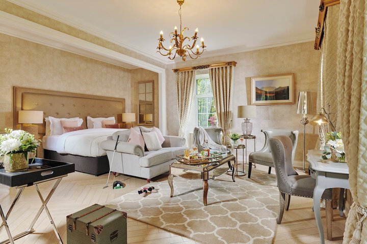 Room 17 of 47