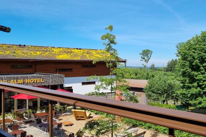 Terrace/Patio 9 of 52
