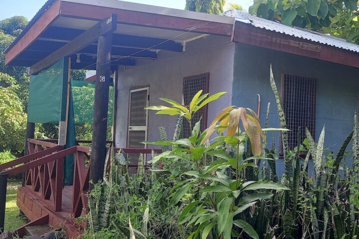 Room 4 of 32