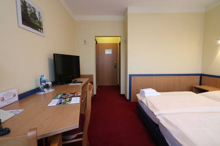 Room 18 of 71