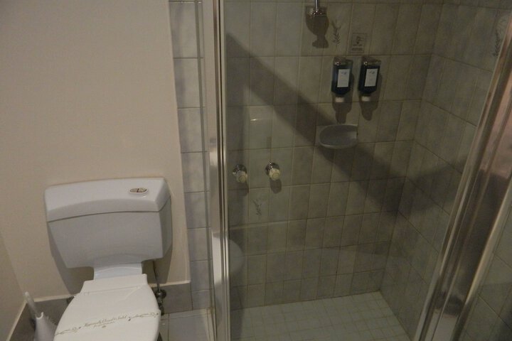 Room 31 of 43