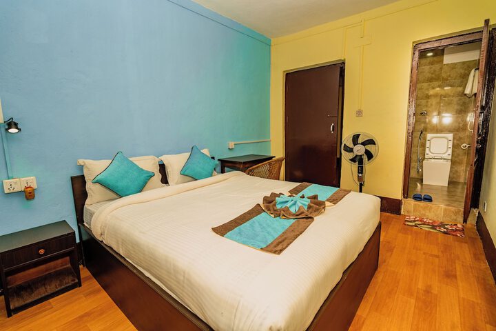 Room 10 of 65