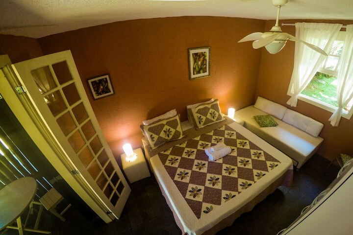 Room 8 of 43