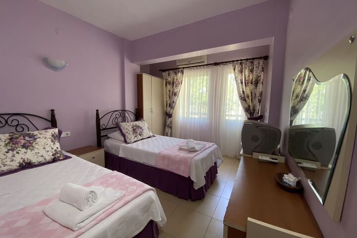 Room 2 of 13