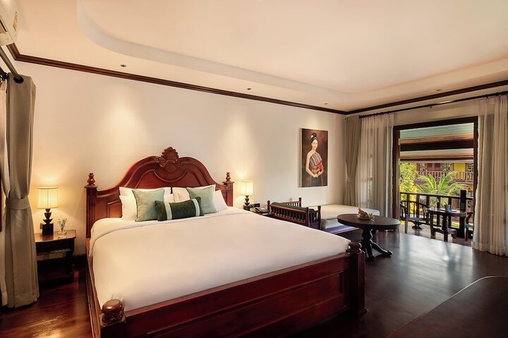 Room 4 of 49