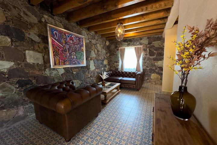 Room 14 of 35