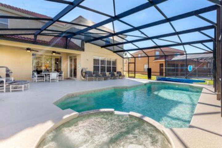 Pool 19 of 39