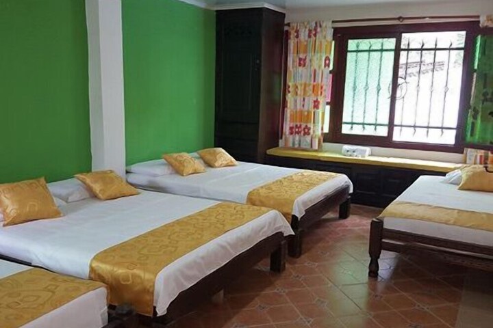 Room 6 of 31