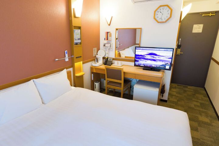 Room 9 of 39