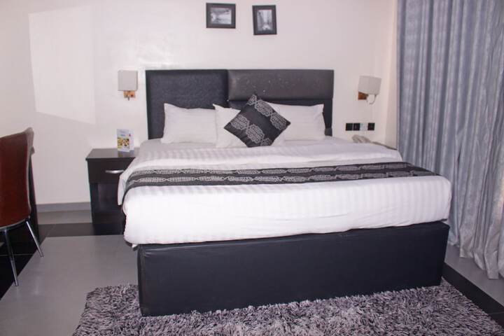 Room 40 of 93