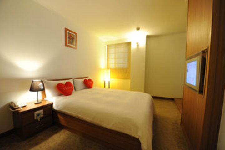 Room 26 of 42