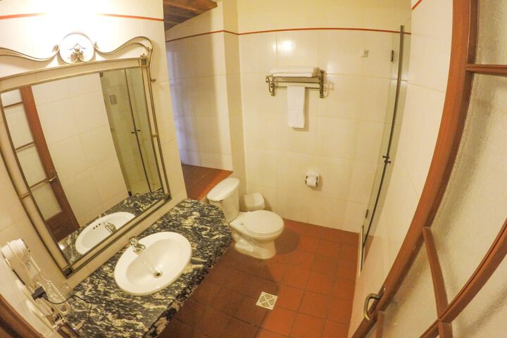 Room 62 of 82