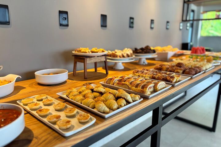 Breakfast/Coffee Service 21 of 30