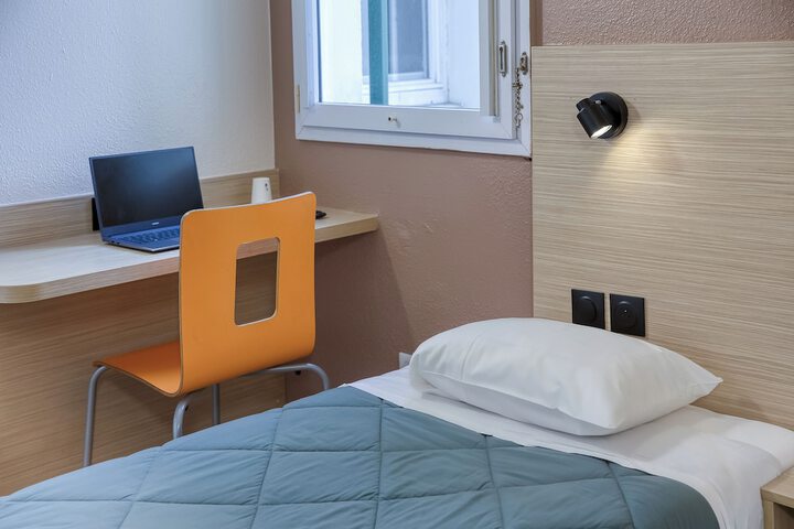 Room 17 of 55