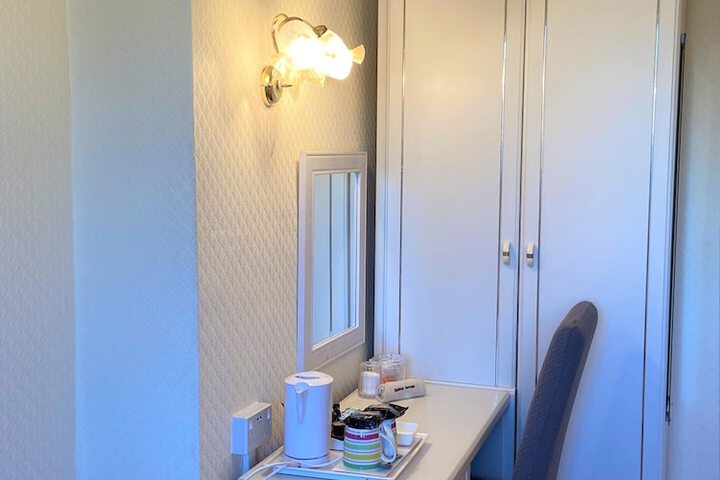 Room 29 of 63