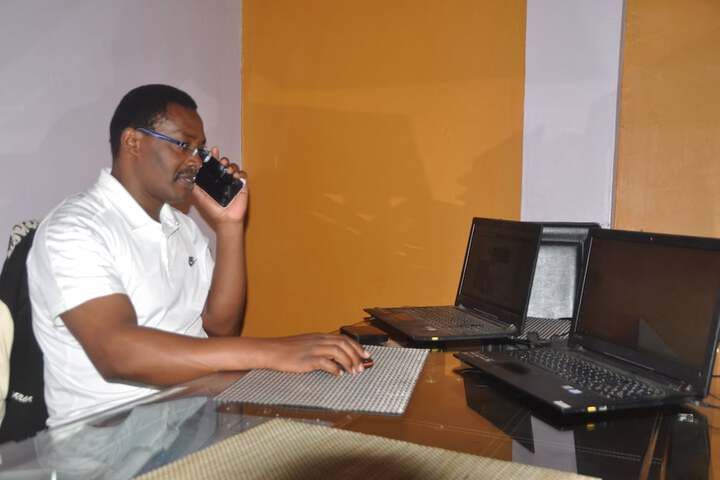 Business Center 11 of 31