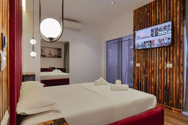 Room 21 of 133
