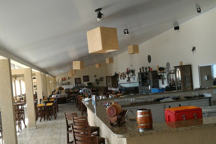 Lounge 66 of 118
