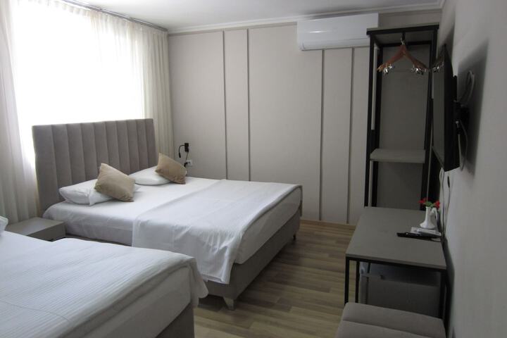 Room 51 of 74