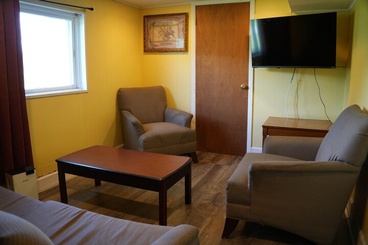 Room 34 of 54