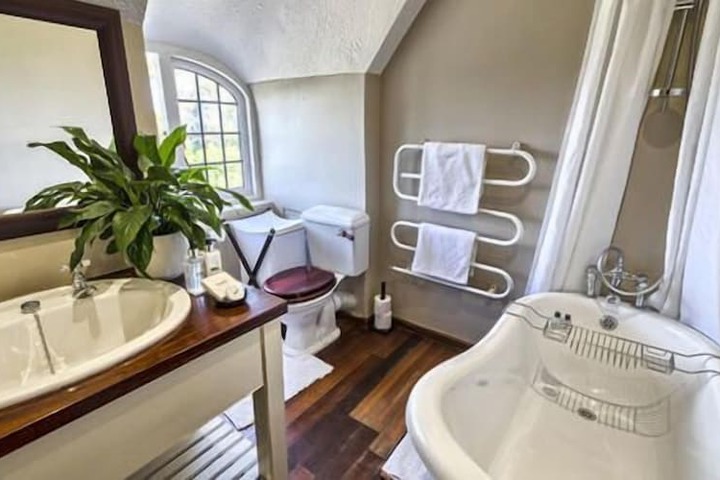 Clean Restrooms