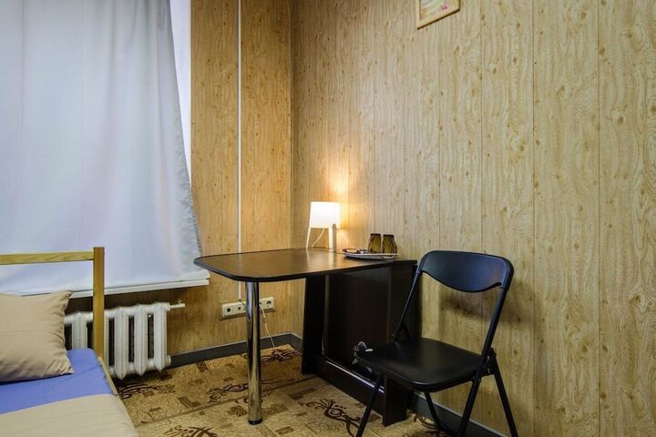 Room 3 of 6