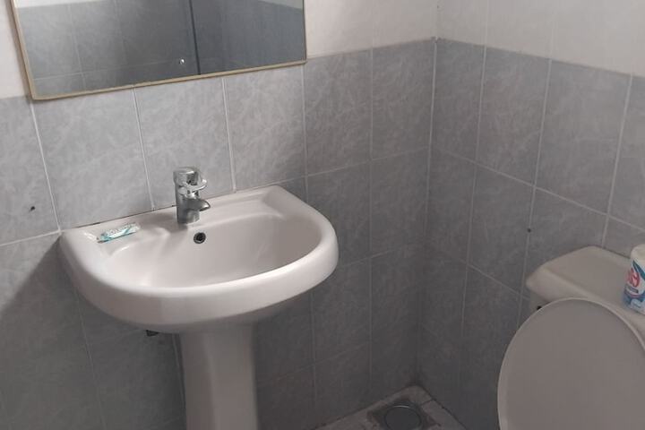 Room 10 of 15